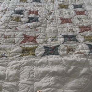 Vintage embroidered quilt multicolored. 64”x85”.Matching sham. 1980’s.SmokeFree